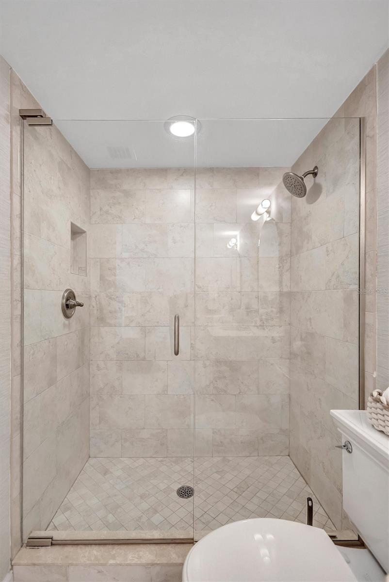 6480 MIDNIGHT PASS RD #211, SARASOTA, FL, 34242