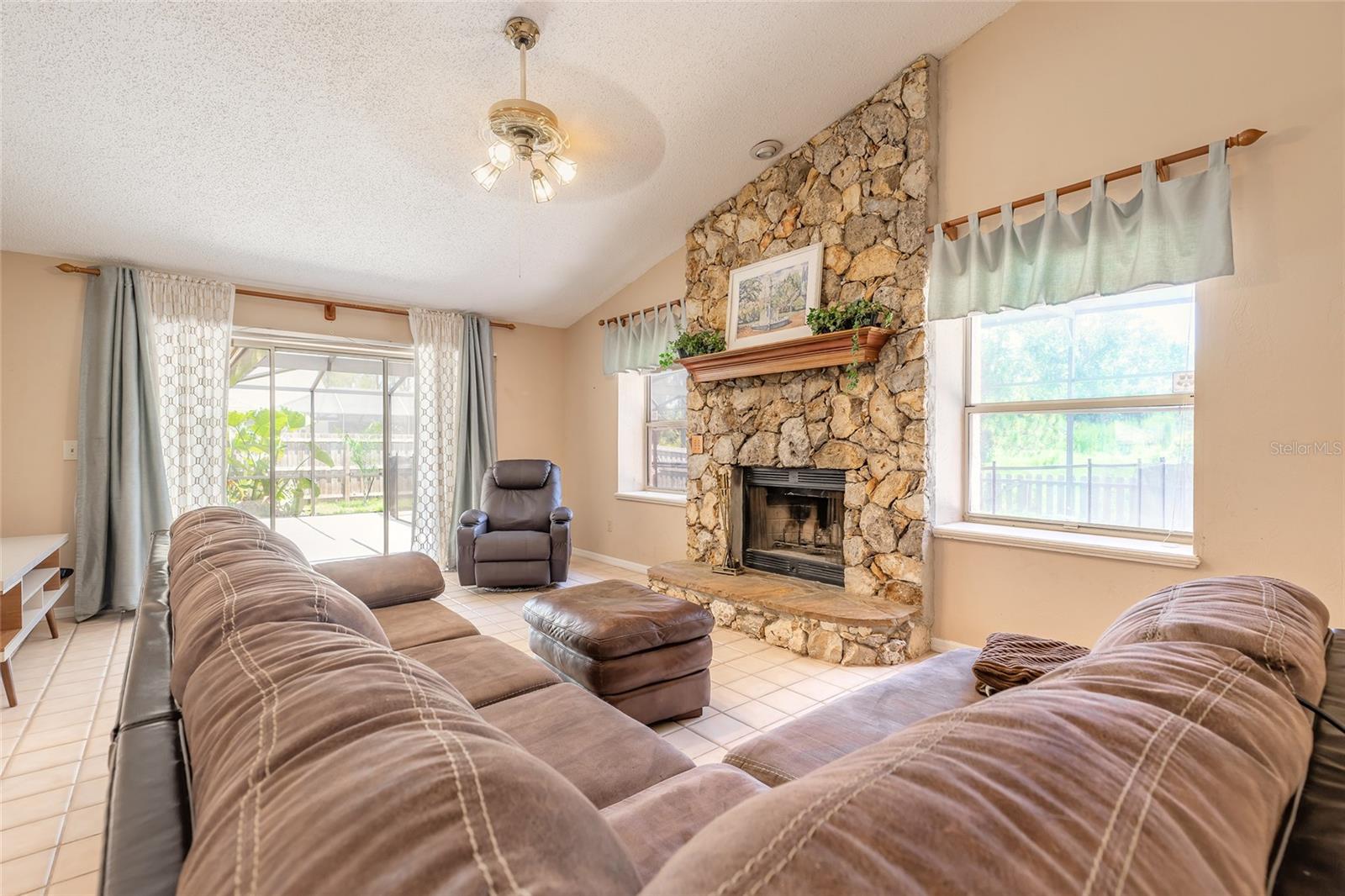 53 LAKE SUCCESS DR, PALM COAST, FL, 32137