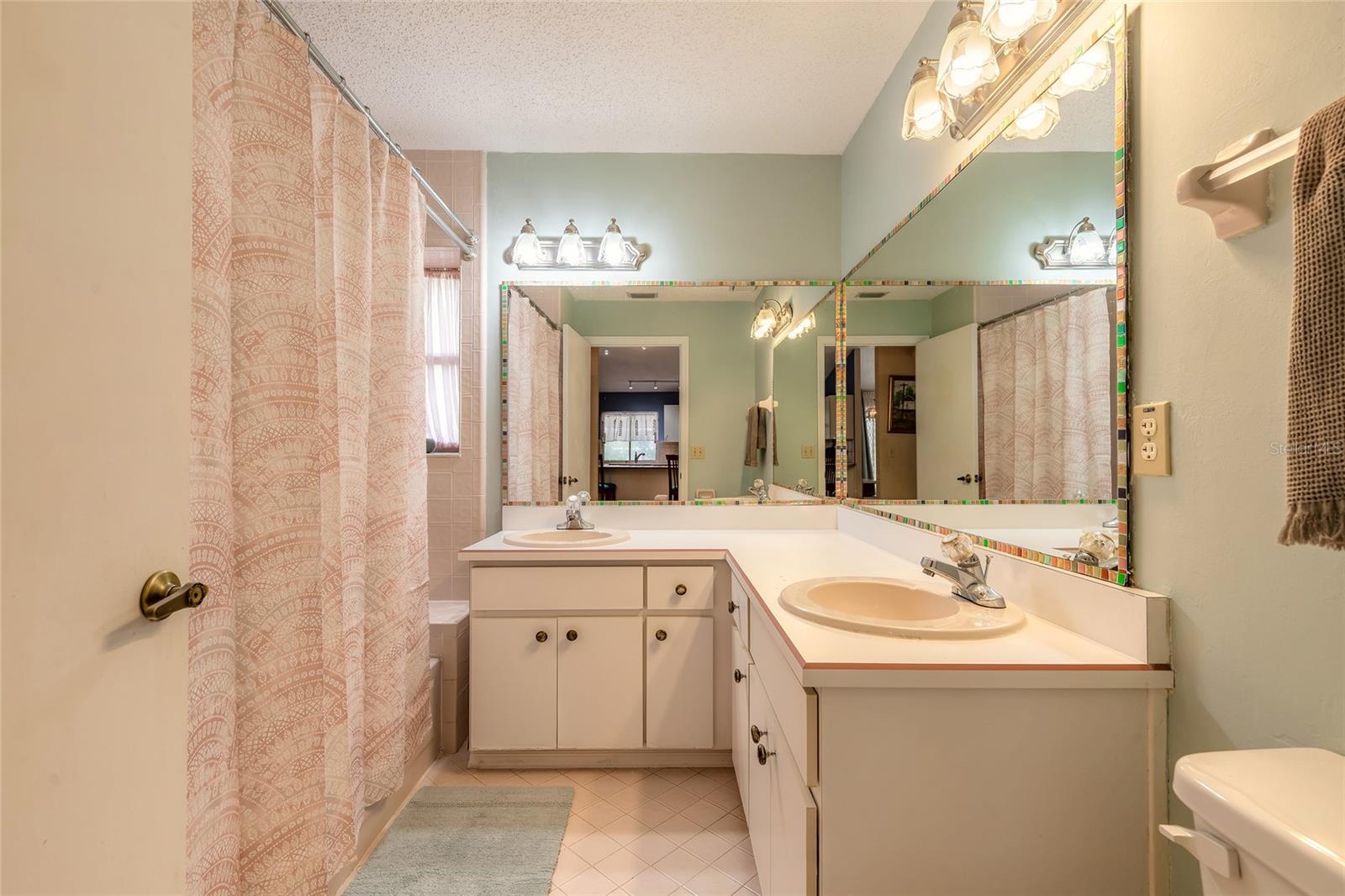 53 LAKE SUCCESS DR, PALM COAST, FL, 32137