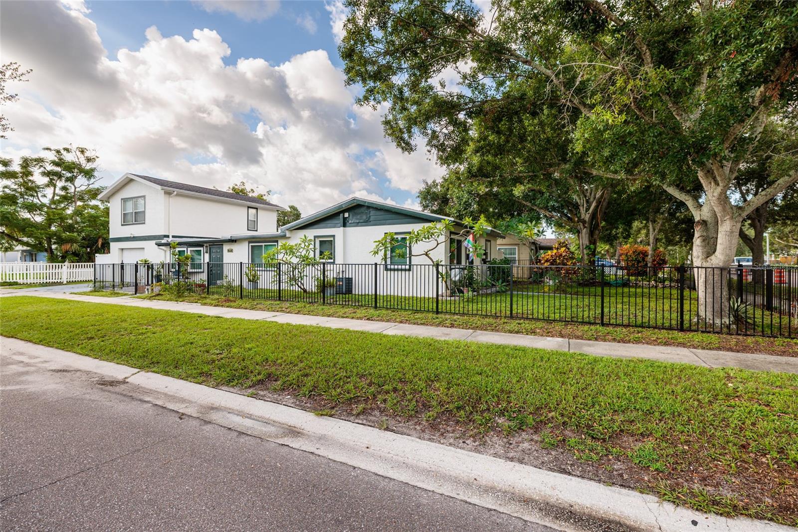 5039 DR MARTIN LUTHER KING JR ST N, ST PETERSBURG, FL, 33703