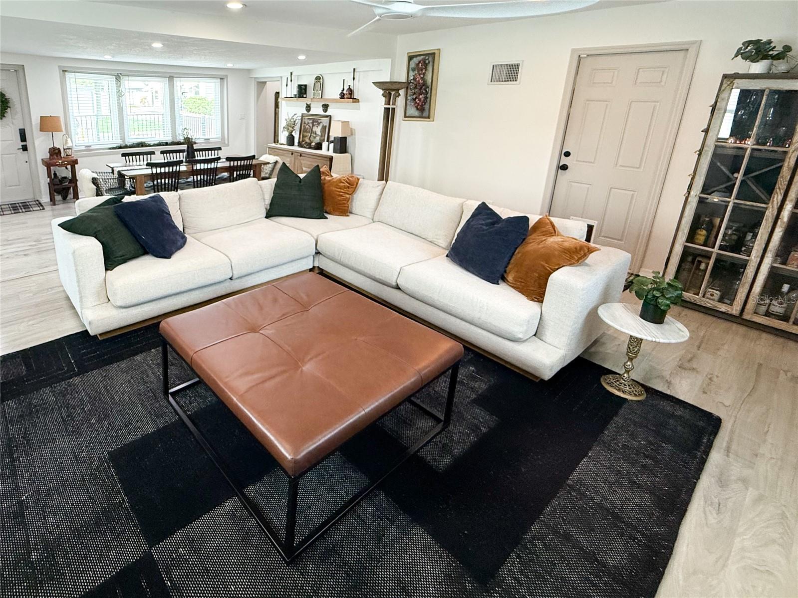 5039 DR MARTIN LUTHER KING JR ST N, ST PETERSBURG, FL, 33703