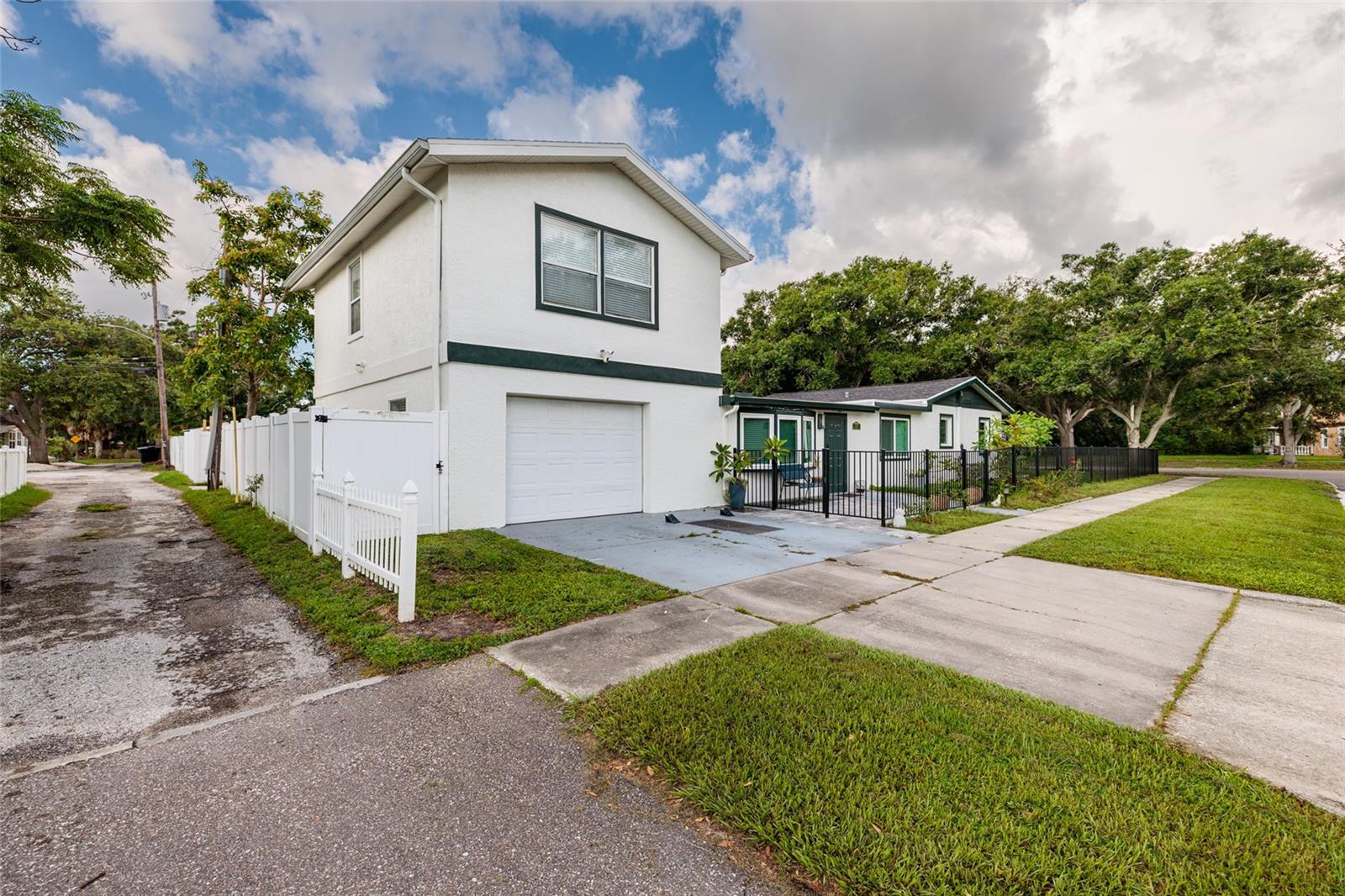 5039 DR MARTIN LUTHER KING JR ST N, ST PETERSBURG, FL, 33703