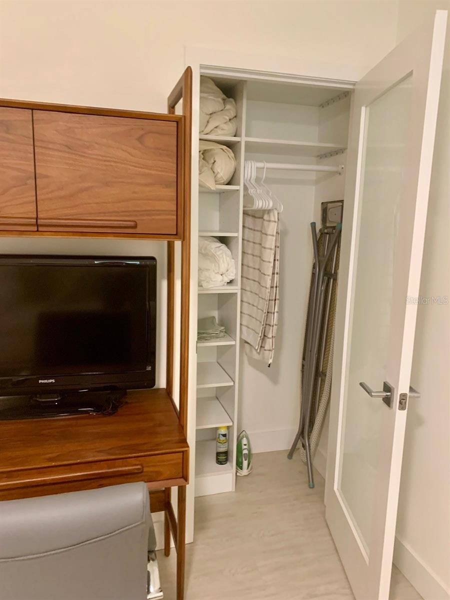 125 5TH AVE NE #240, ST PETERSBURG, FL, 33701