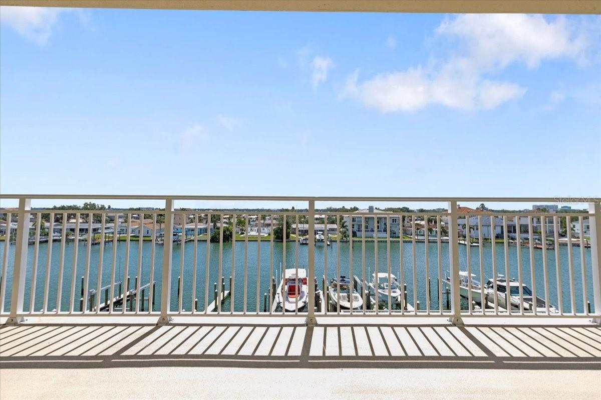 125 ISLAND WAY #403, CLEARWATER, FL, 33767