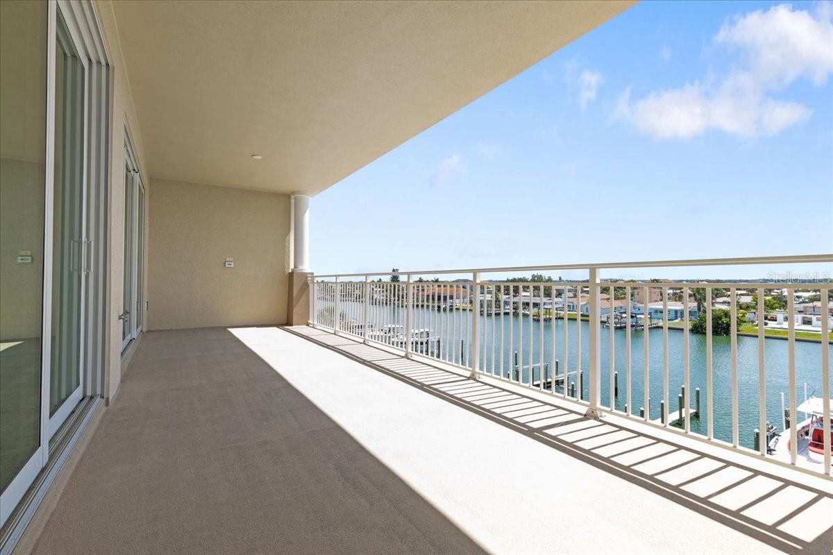 125 ISLAND WAY #403, CLEARWATER, FL, 33767