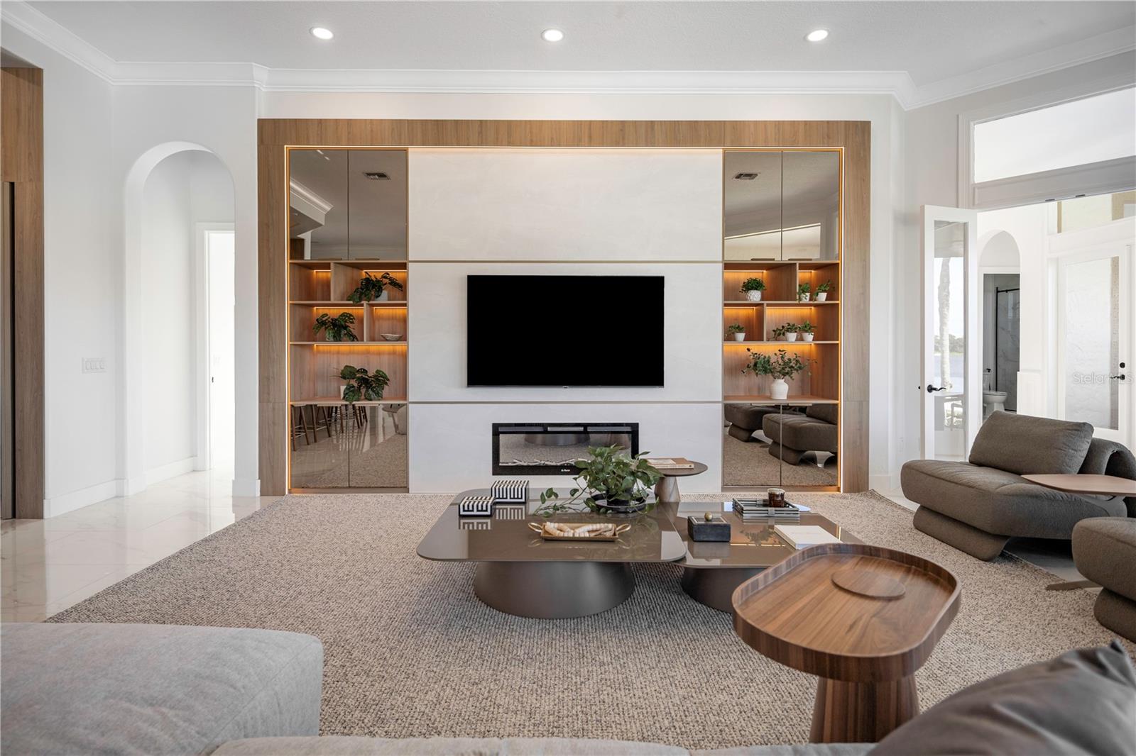 O6326422 Property Photo