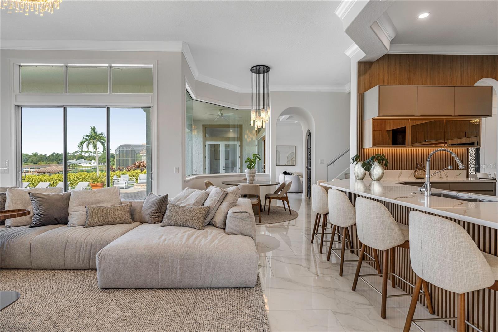 O6326422 Property Photo