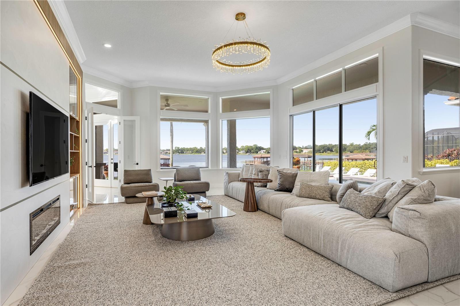 O6326422 Property Photo