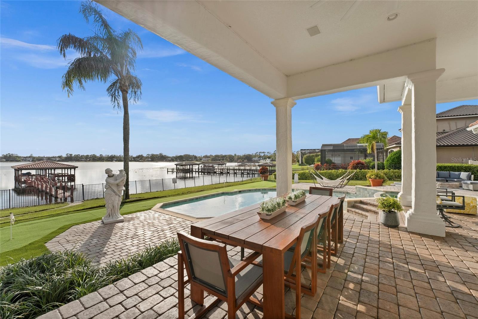 O6326422 Property Photo