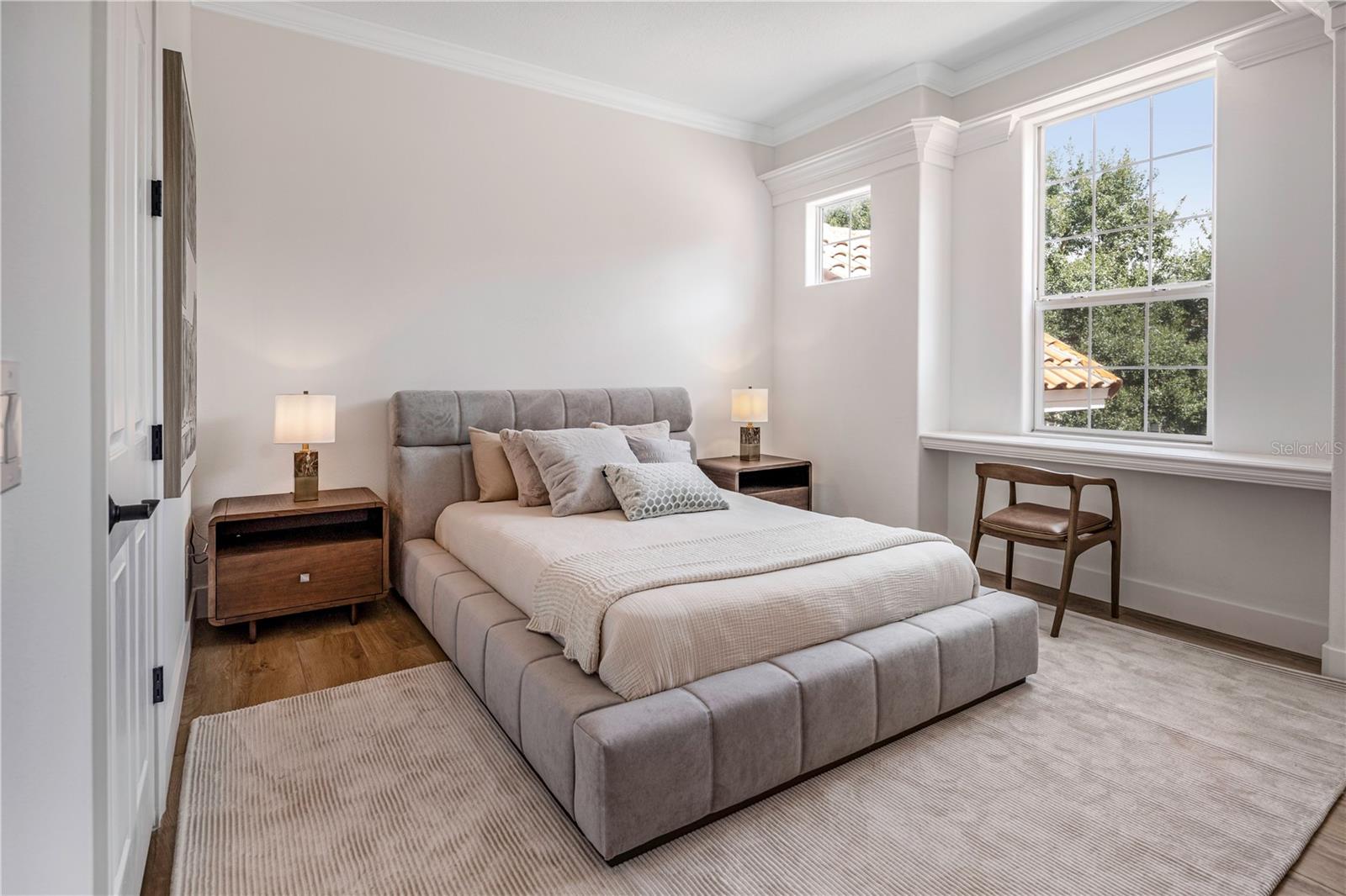 O6326422 Property Photo