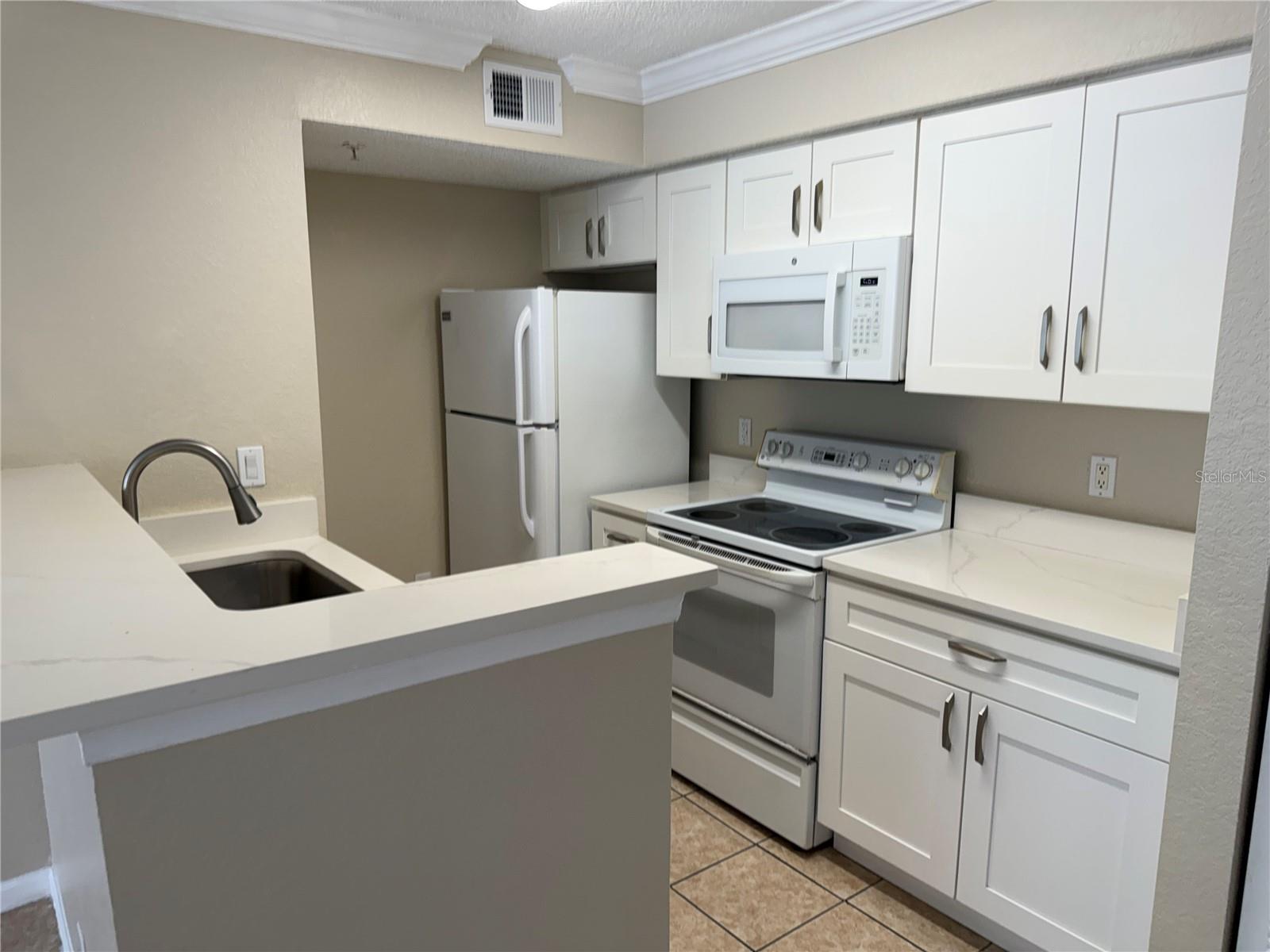 2208 ANTIGUA PL #911, KISSIMMEE, FL, 34741