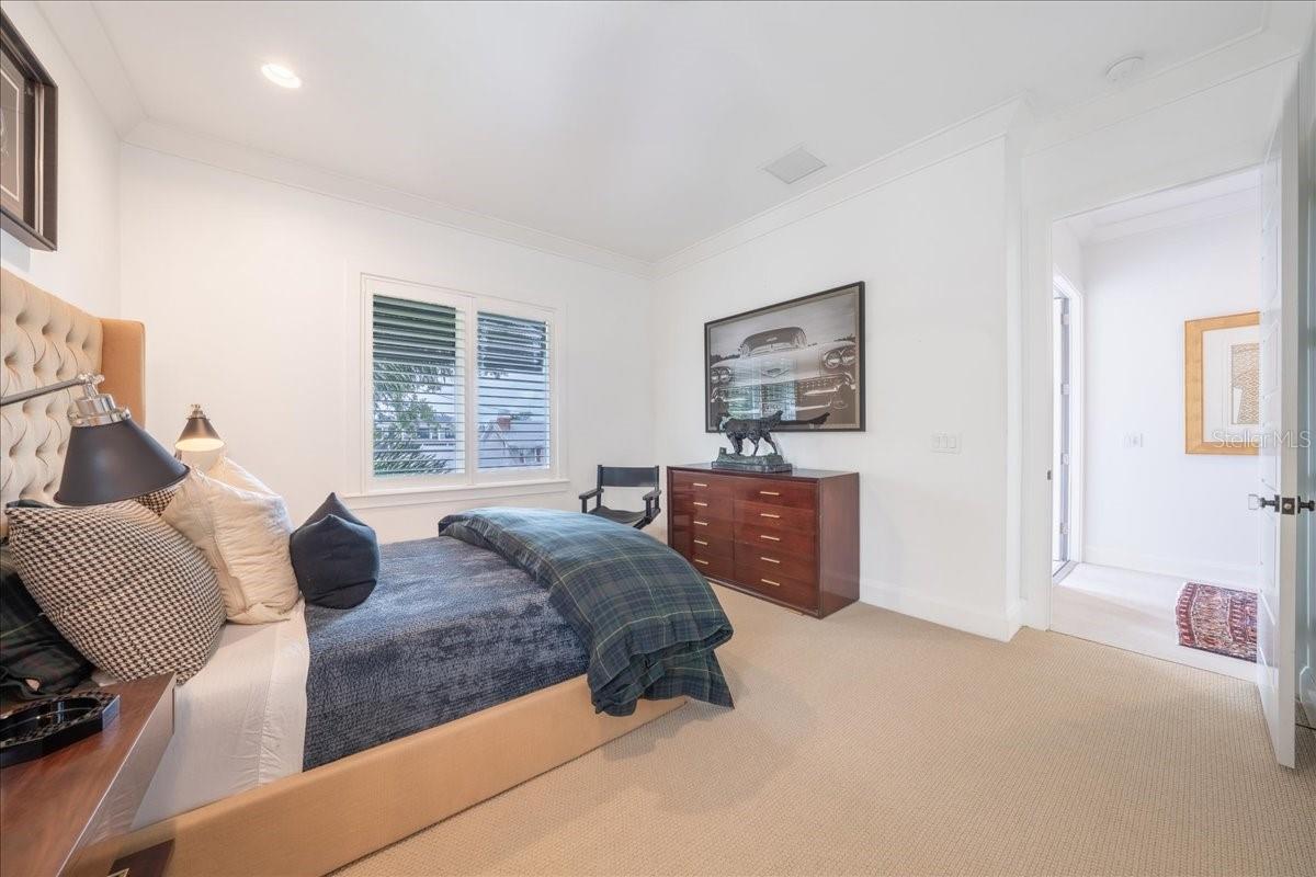 2501 a S DUNDEE ST, TAMPA, FL, 33629