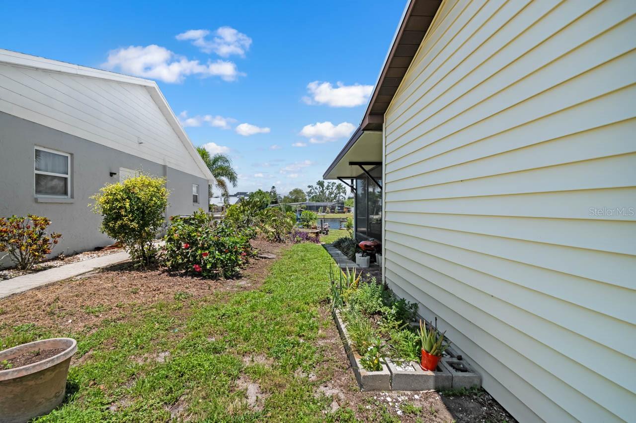 803 LEISEY CIR, RUSKIN, FL, 33570