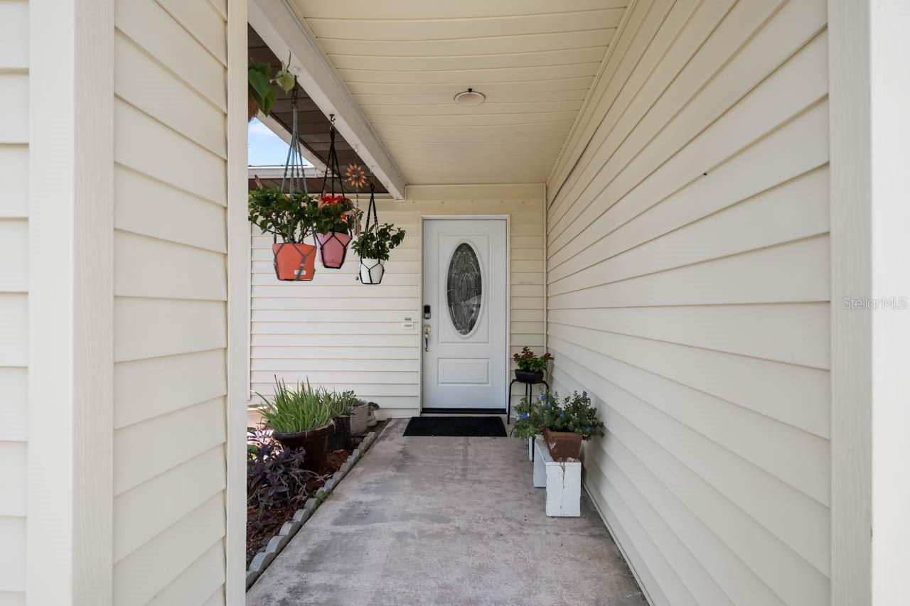 803 LEISEY CIR, RUSKIN, FL, 33570