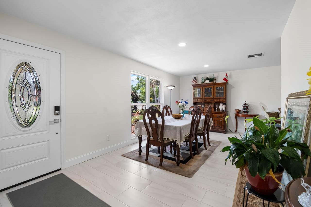 803 LEISEY CIR, RUSKIN, FL, 33570