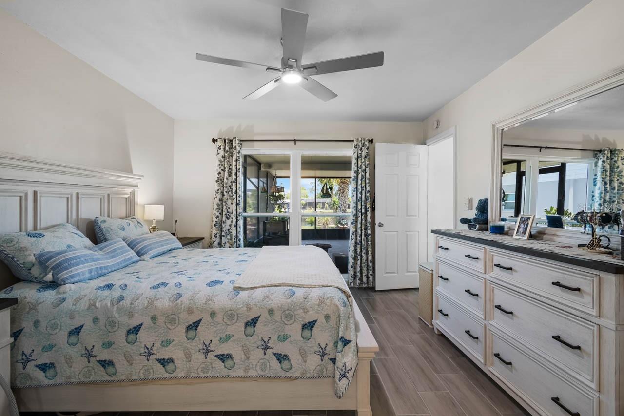 803 LEISEY CIR, RUSKIN, FL, 33570