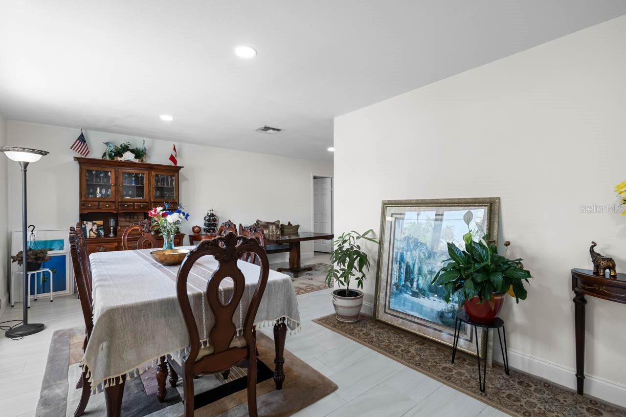 803 LEISEY CIR, RUSKIN, FL, 33570