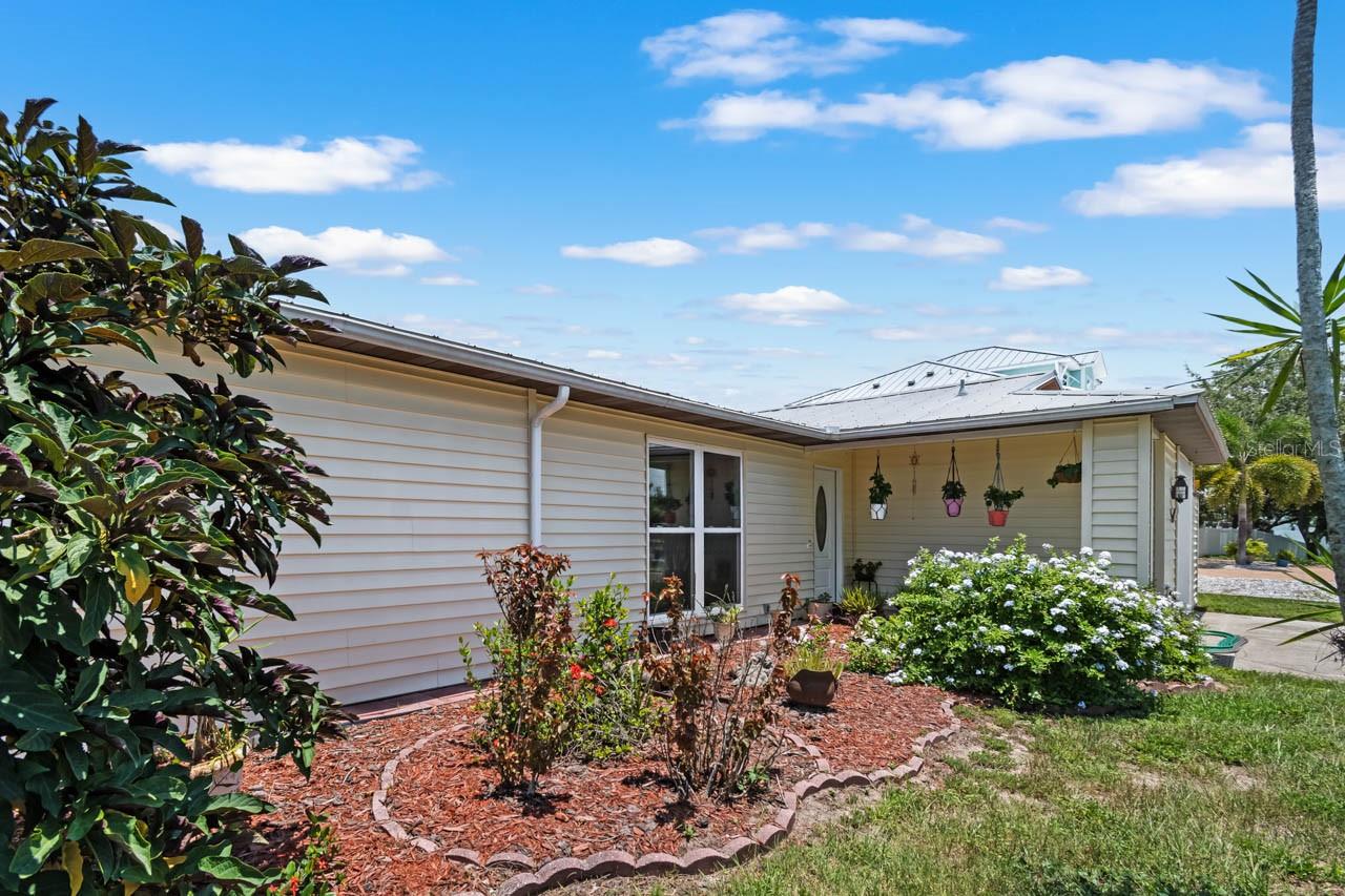 803 LEISEY CIR, RUSKIN, FL, 33570