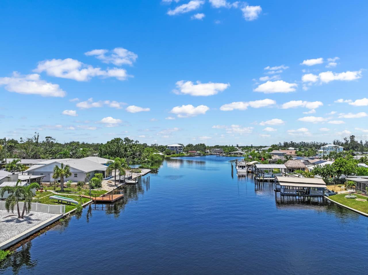 803 LEISEY CIR, RUSKIN, FL, 33570