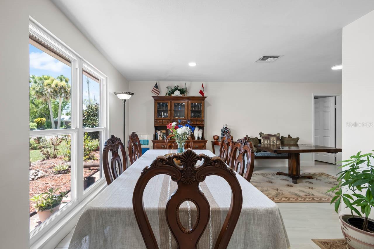 803 LEISEY CIR, RUSKIN, FL, 33570