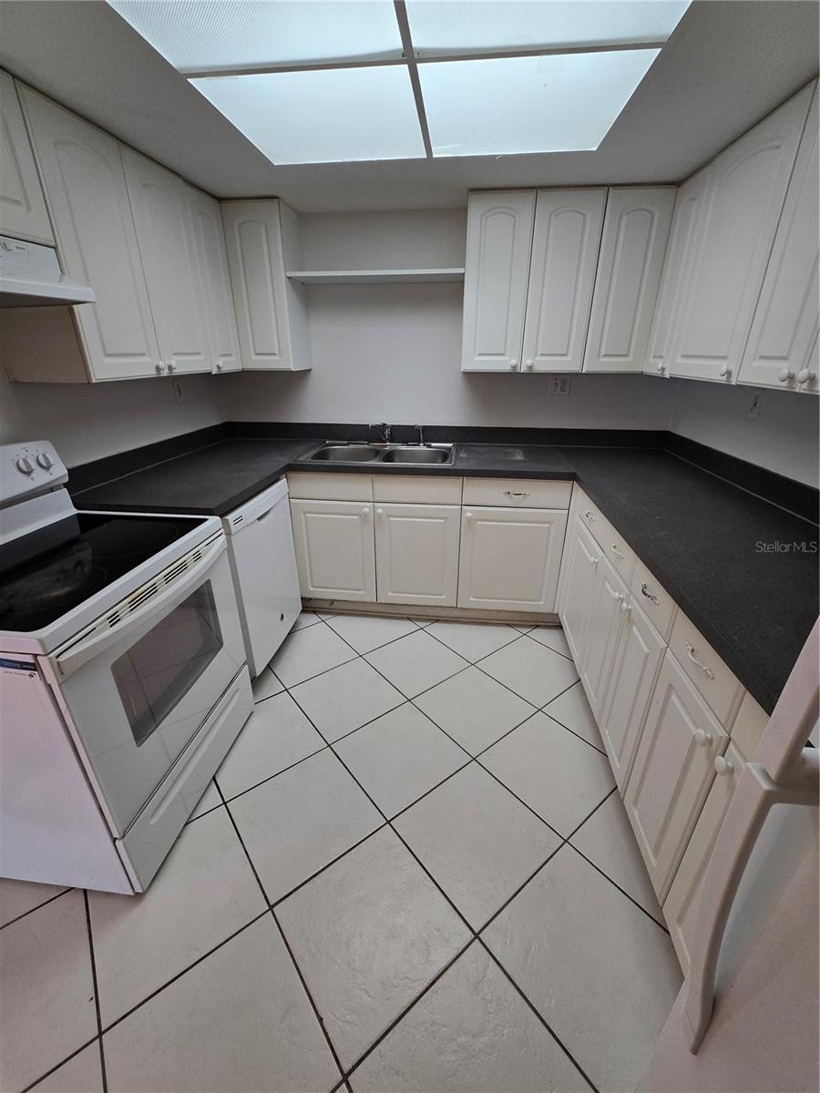 1414 N SATURN AVE, CLEARWATER, FL, 33755