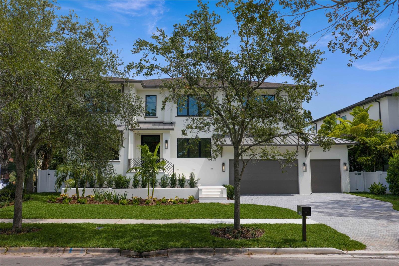 TB8406471 Property Photo