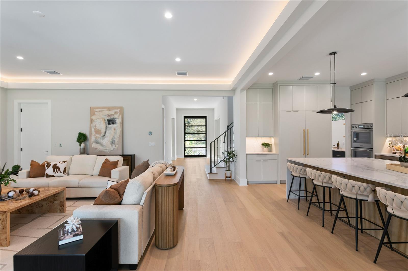 TB8406471 Property Photo