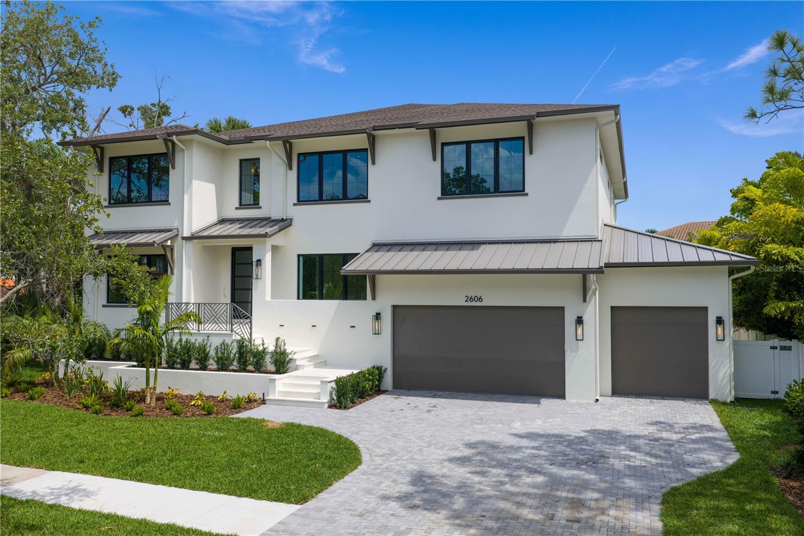 TB8406471 Property Photo