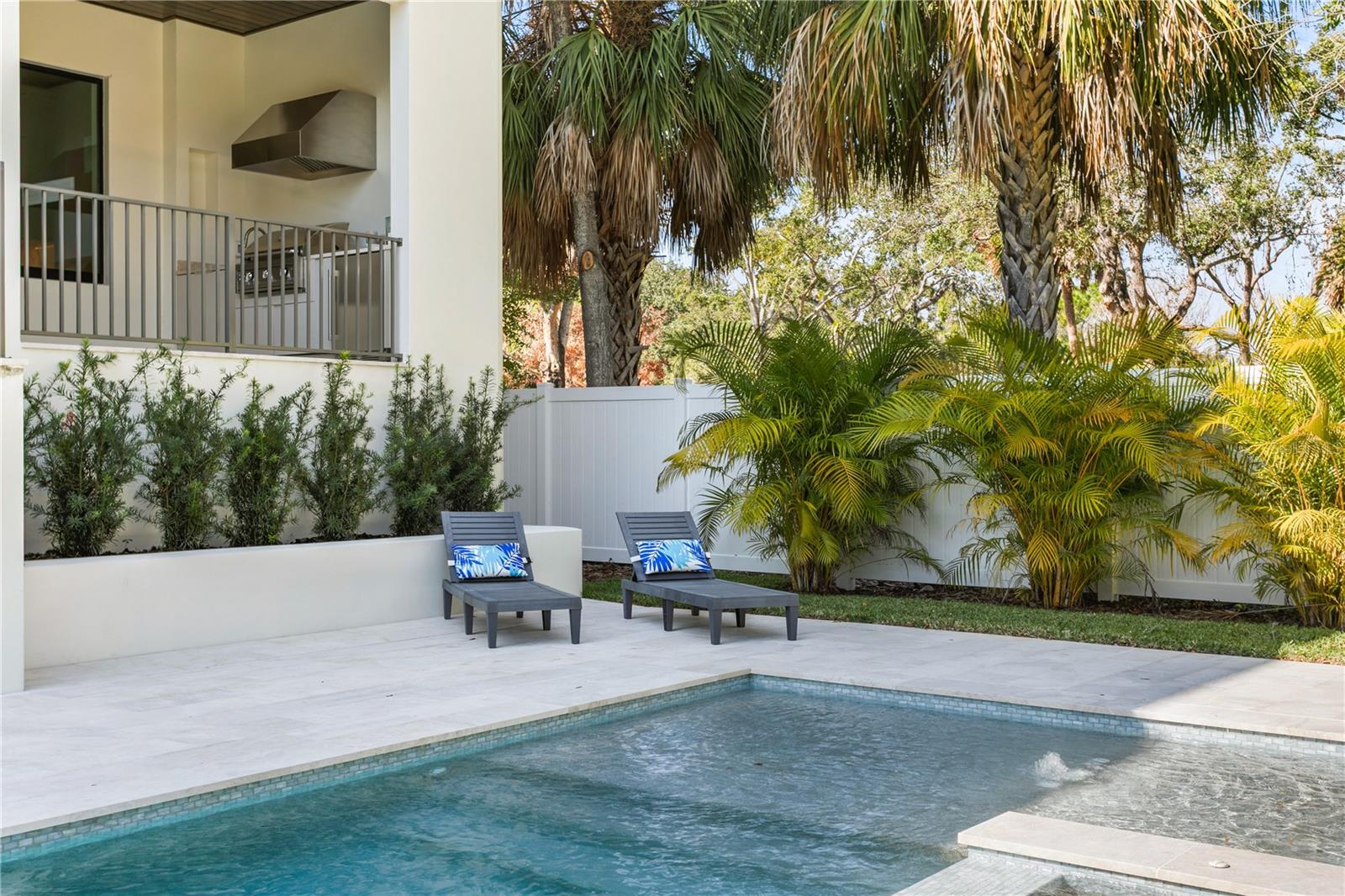 TB8406471 Property Photo