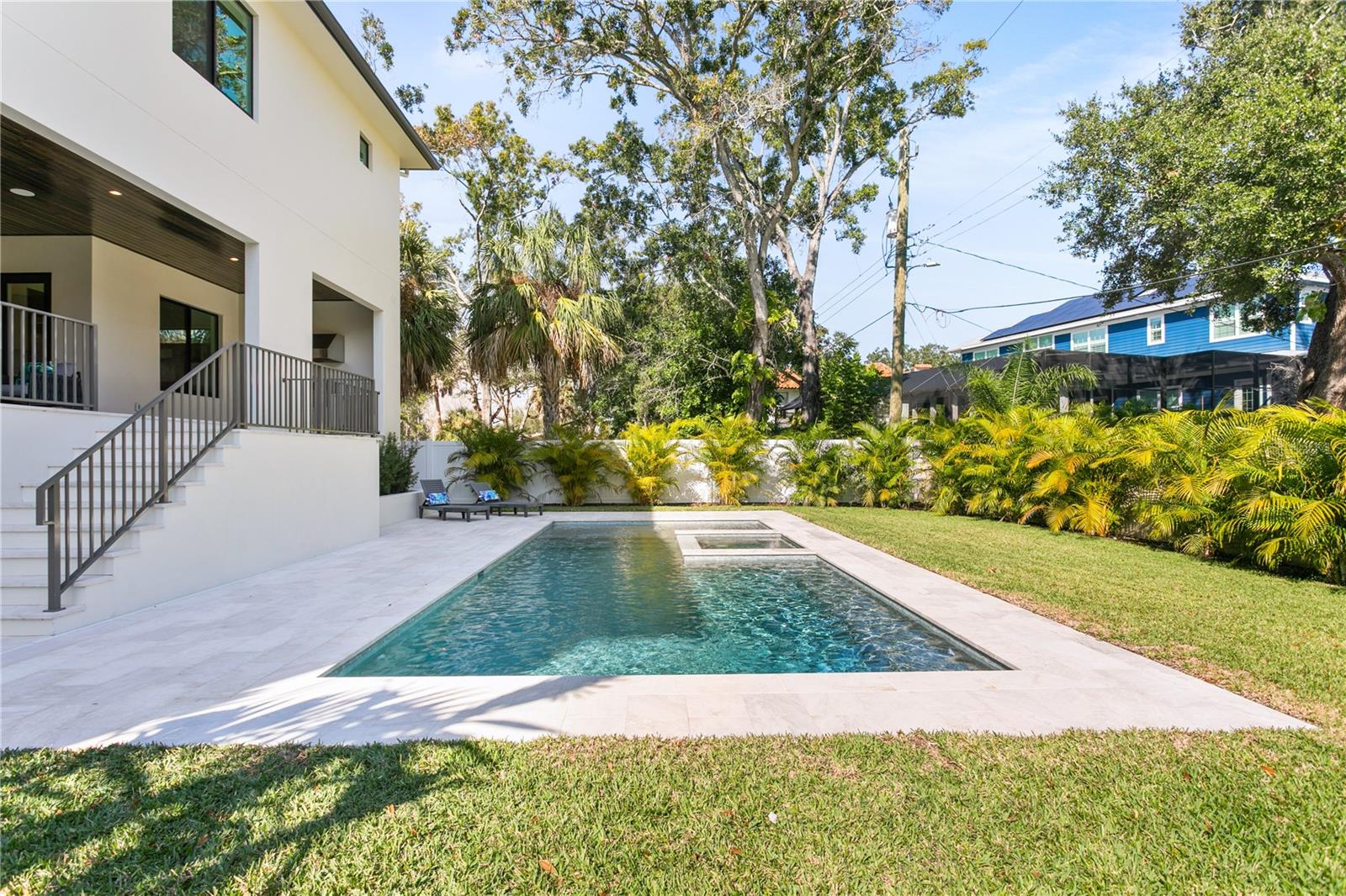 TB8406471 Property Photo