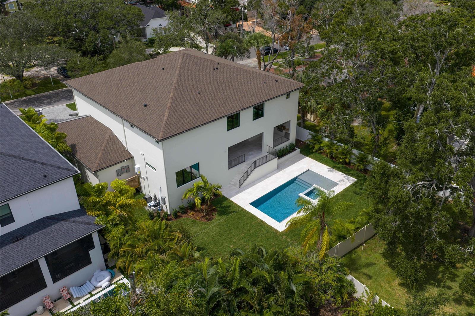 TB8406471 Property Photo