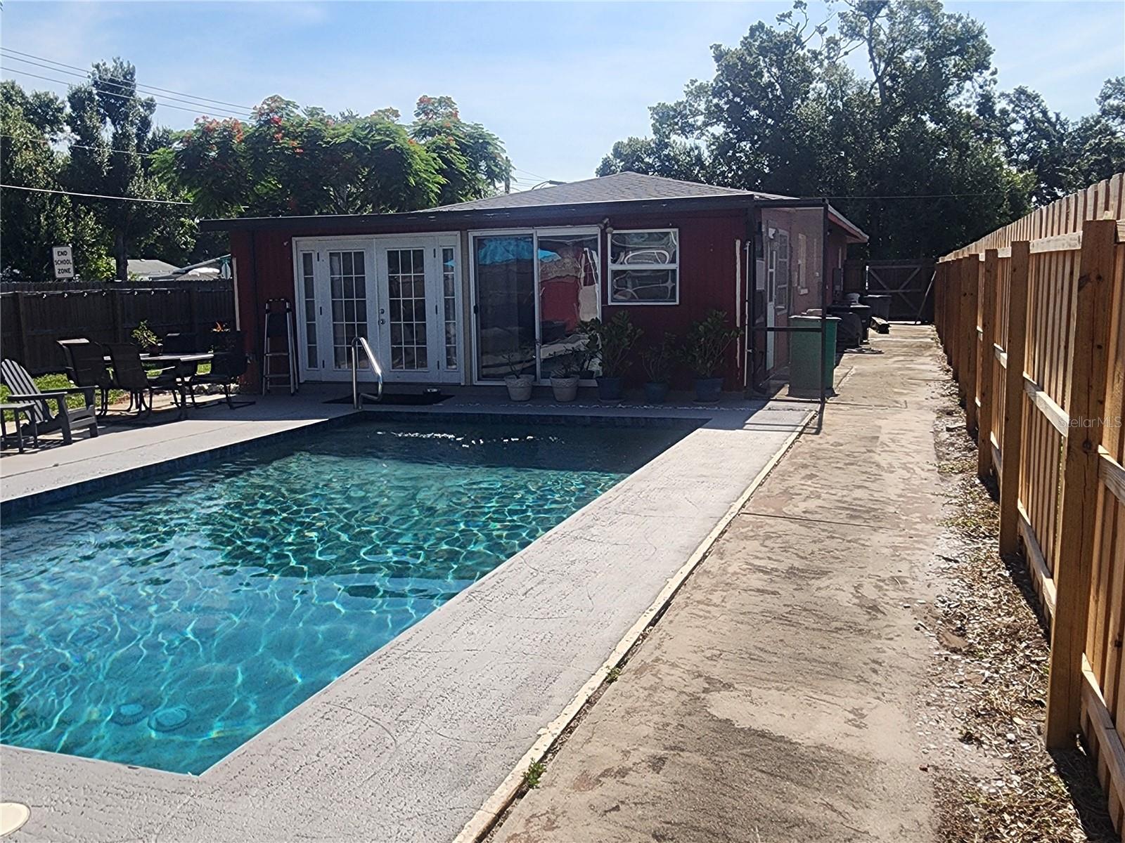 3050 8TH ST, SARASOTA, FL, 34237