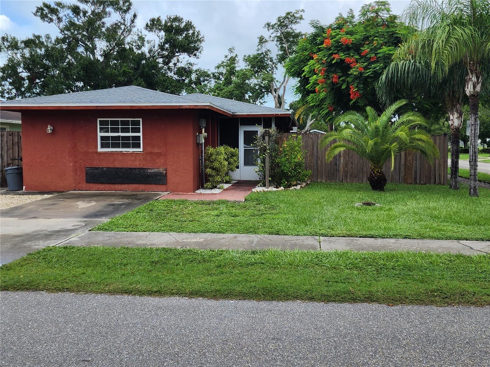 3050 8TH ST, SARASOTA, FL, 34237