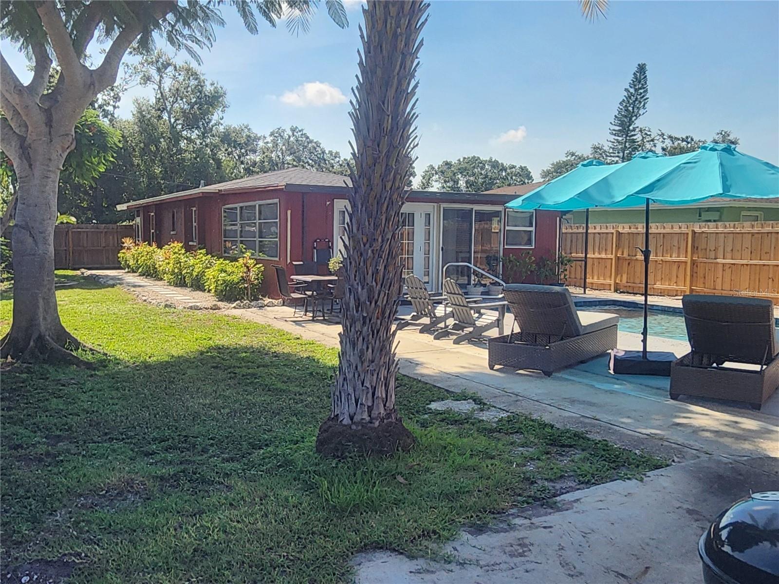 3050 8TH ST, SARASOTA, FL, 34237