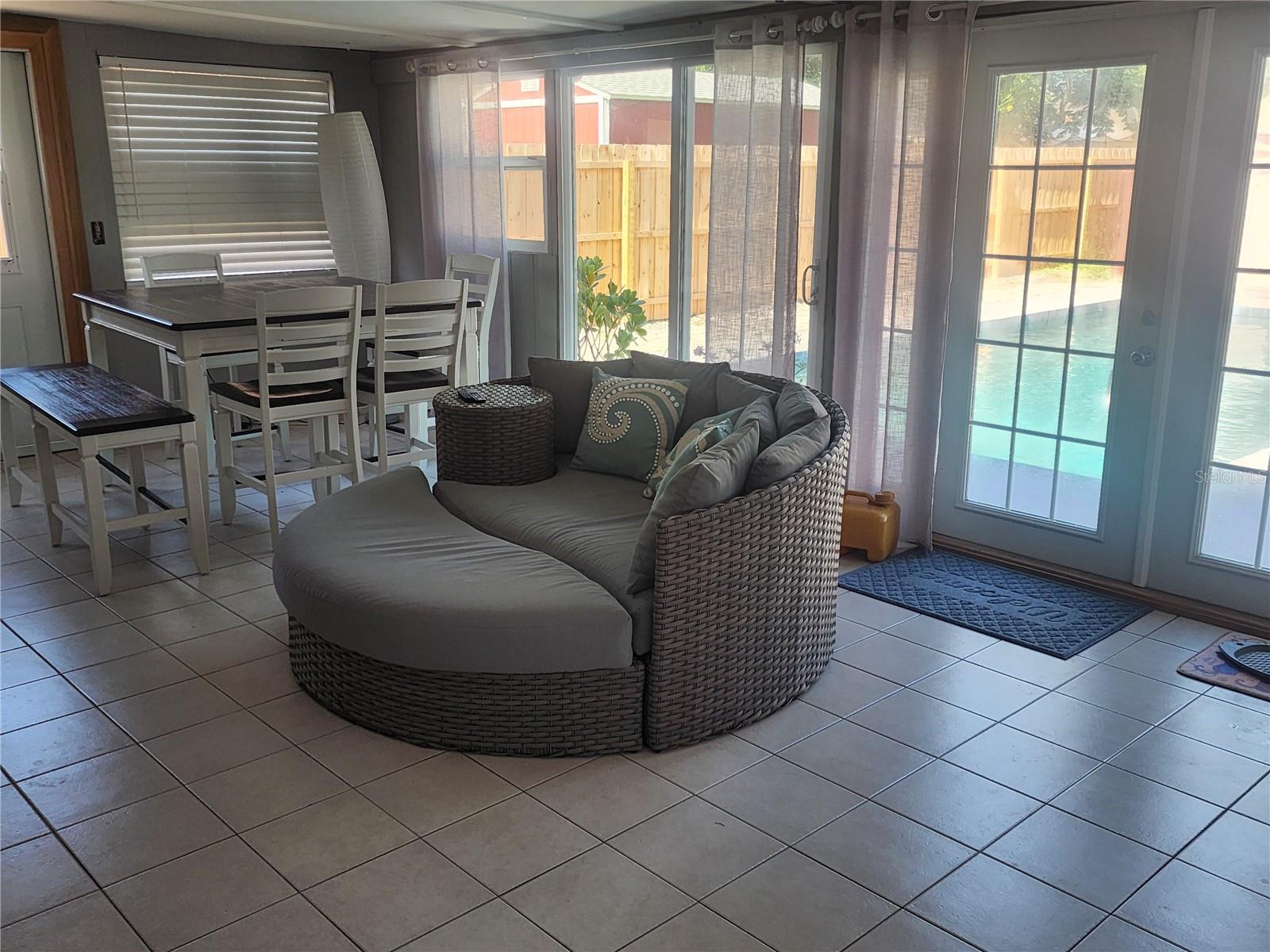 3050 8TH ST, SARASOTA, FL, 34237