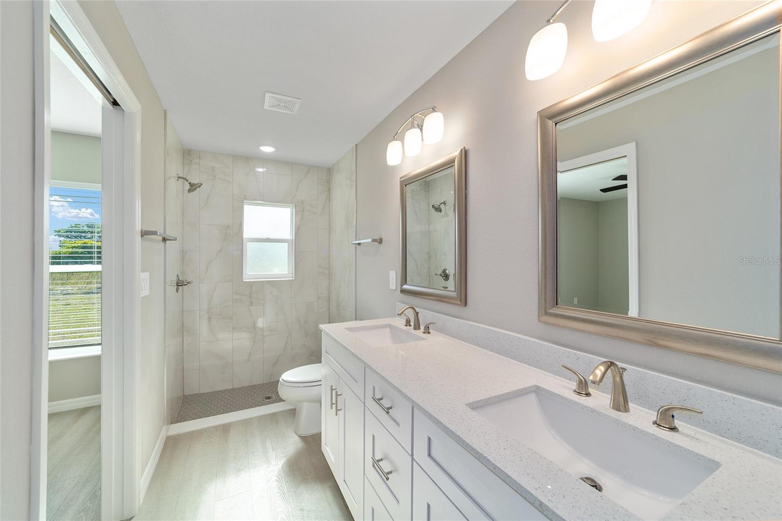 213 MALAUKA RUN, OCKLAWAHA, FL, 32179