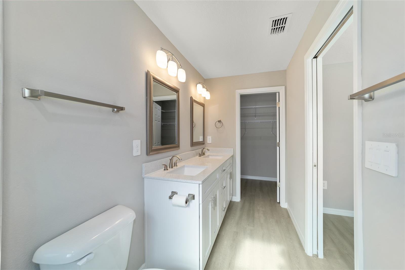 213 MALAUKA RUN, OCKLAWAHA, FL, 32179