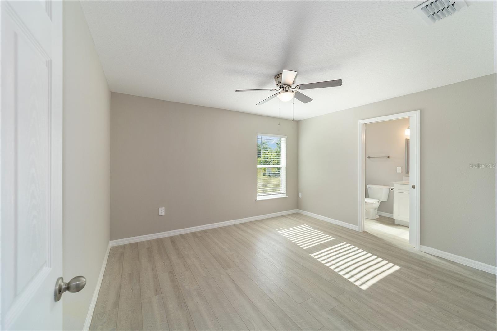 213 MALAUKA RUN, OCKLAWAHA, FL, 32179