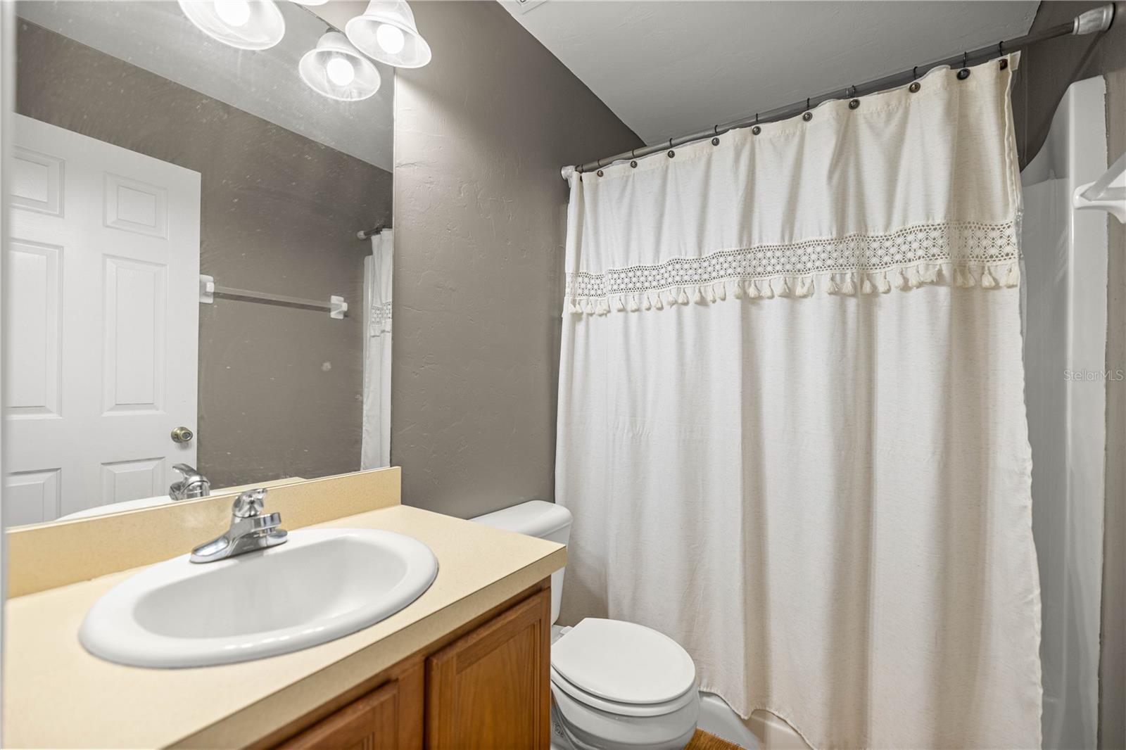 26 BAY PLACE RUN, OCKLAWAHA, FL, 32179