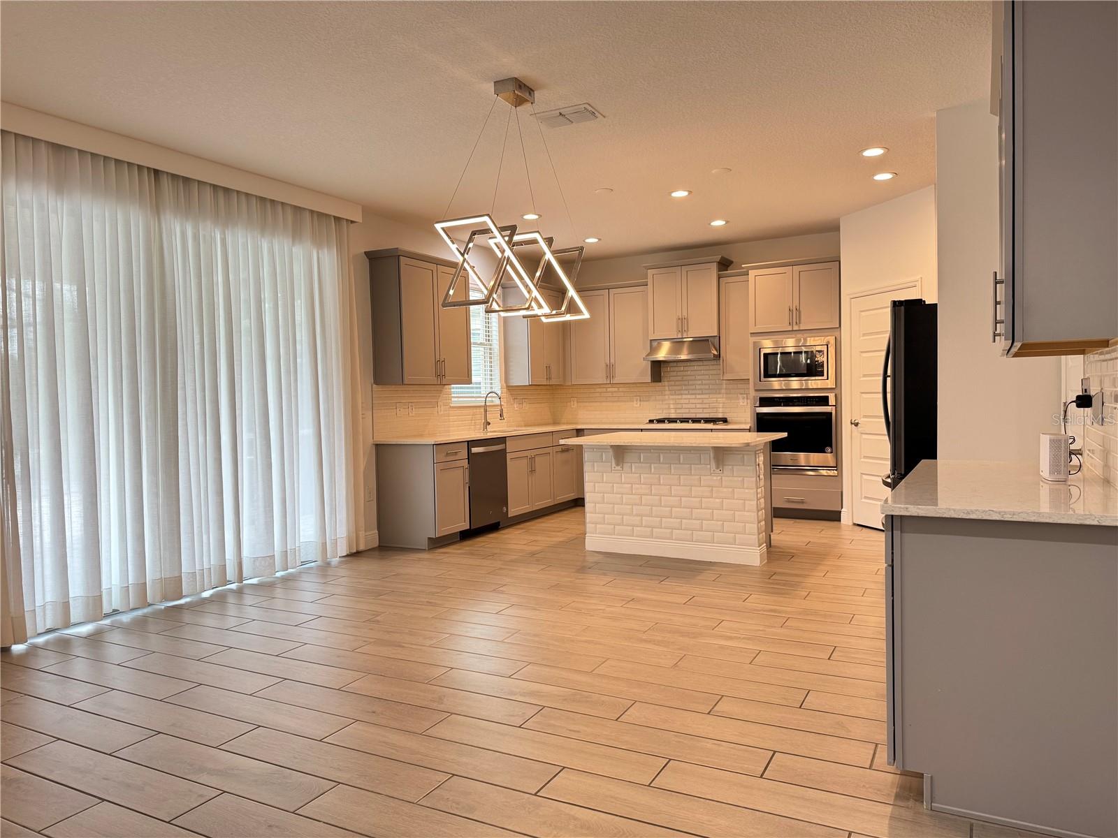 9665 LOST CREEK DR, WINTER GARDEN, FL, 34787