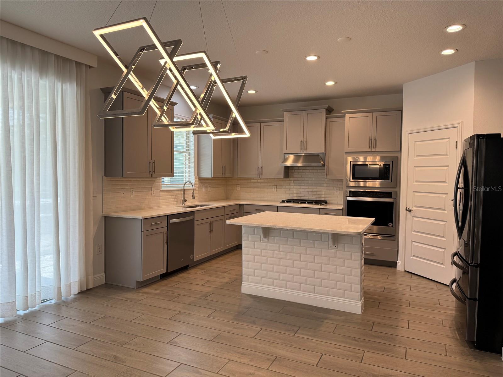 9665 LOST CREEK DR, WINTER GARDEN, FL, 34787