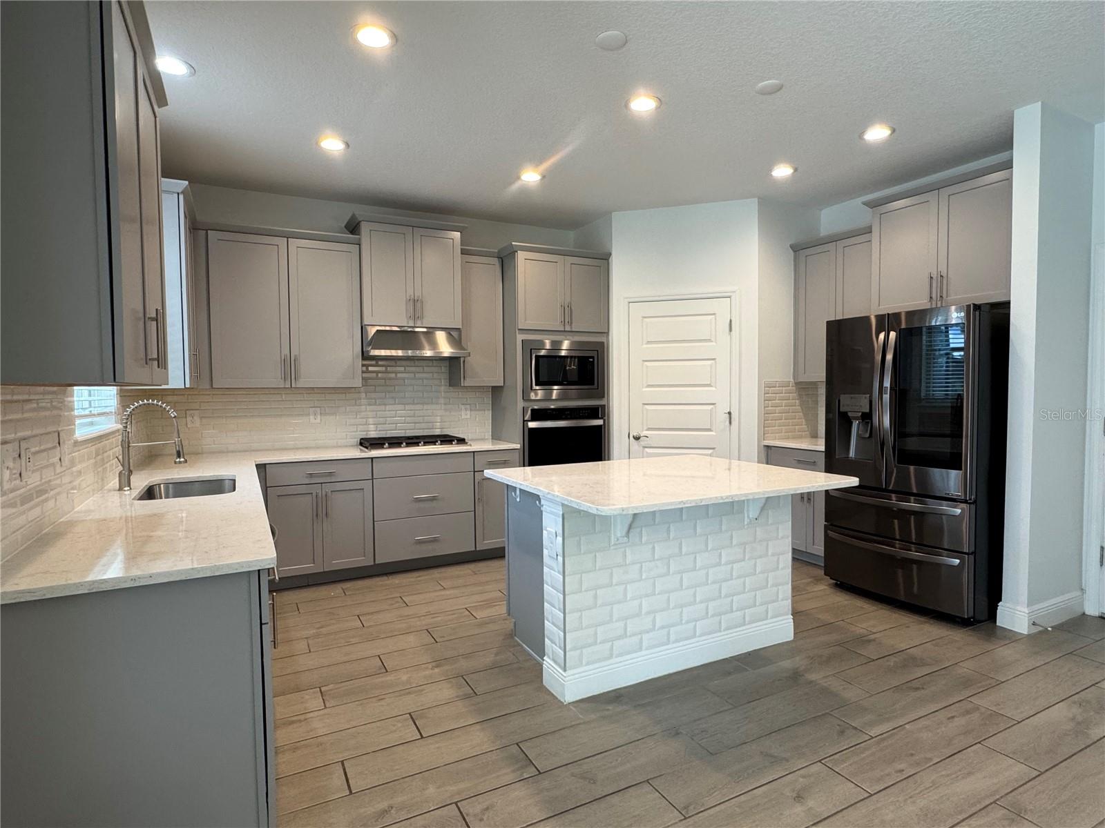 9665 LOST CREEK DR, WINTER GARDEN, FL, 34787