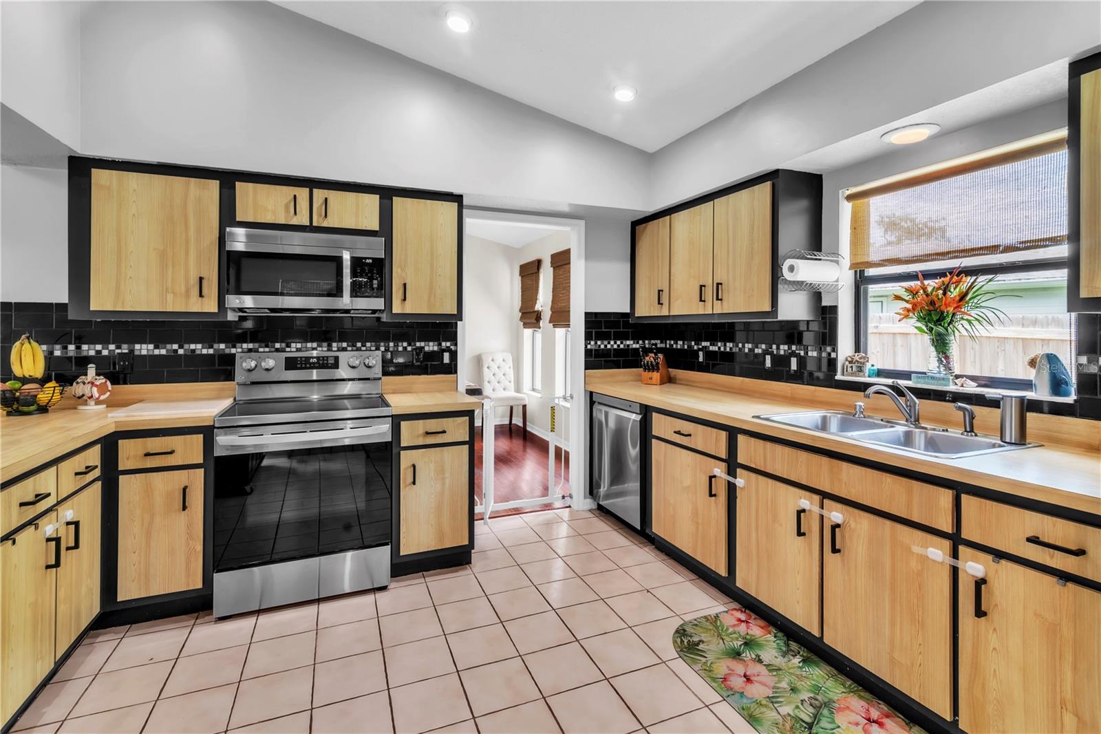 1014 BRAMBLEWOOD CT, SAFETY HARBOR, FL, 34695