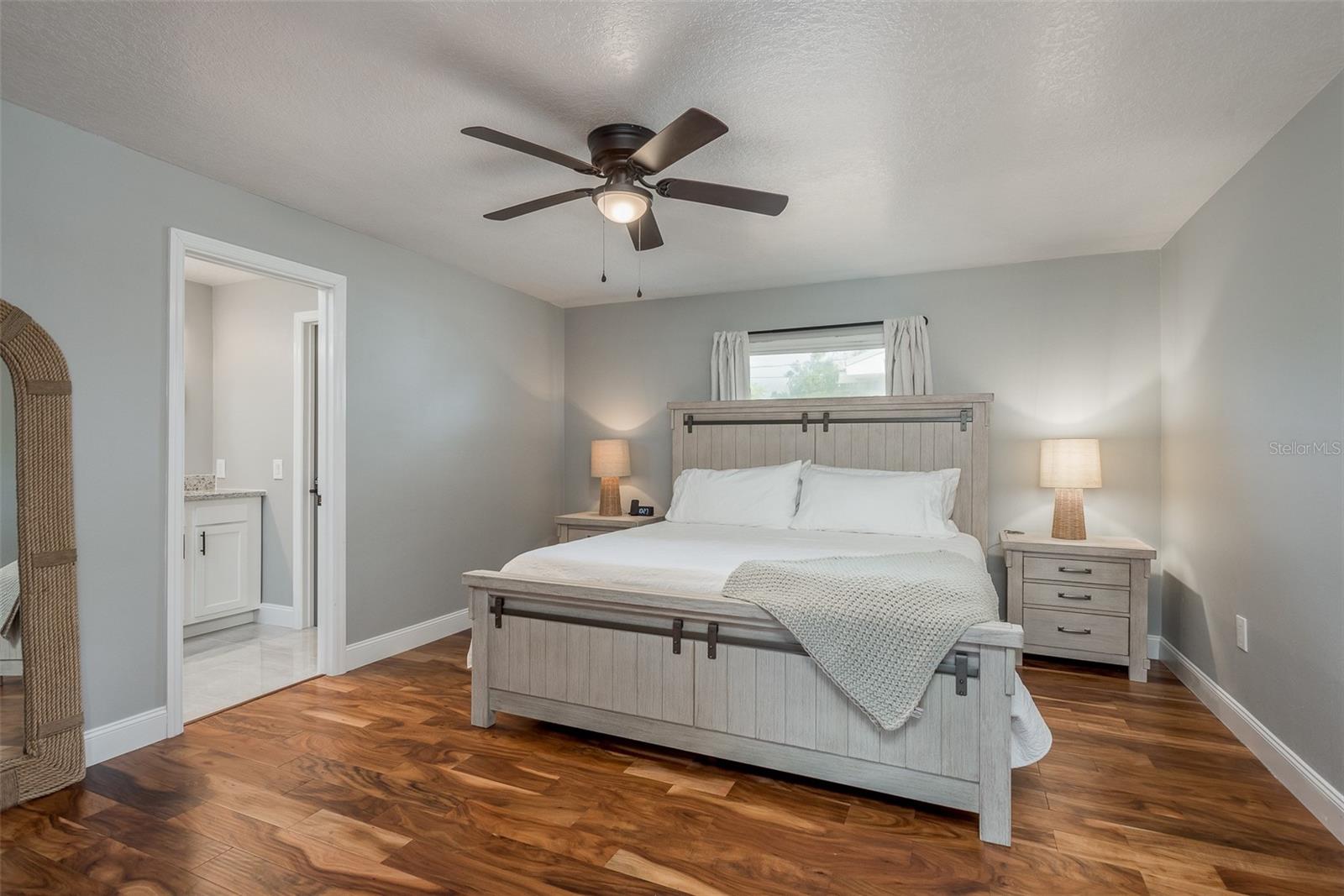 1762 BAYSHORE BLVD, DUNEDIN, FL, 34698