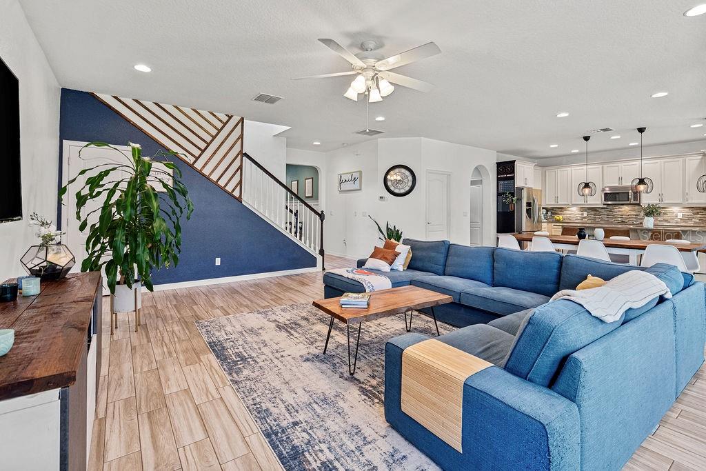 1210 WOODS LANDING DR, MINNEOLA, FL, 34715