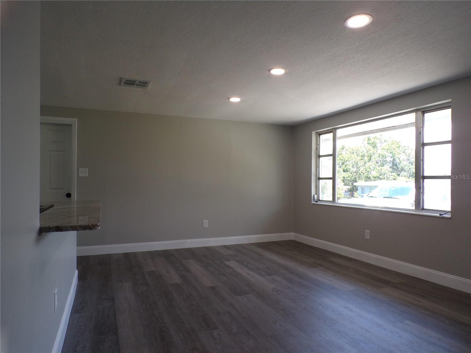 1244 BYRON AVE, CLEARWATER, FL, 33756