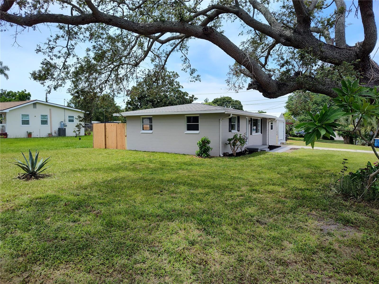 1244 BYRON AVE, CLEARWATER, FL, 33756