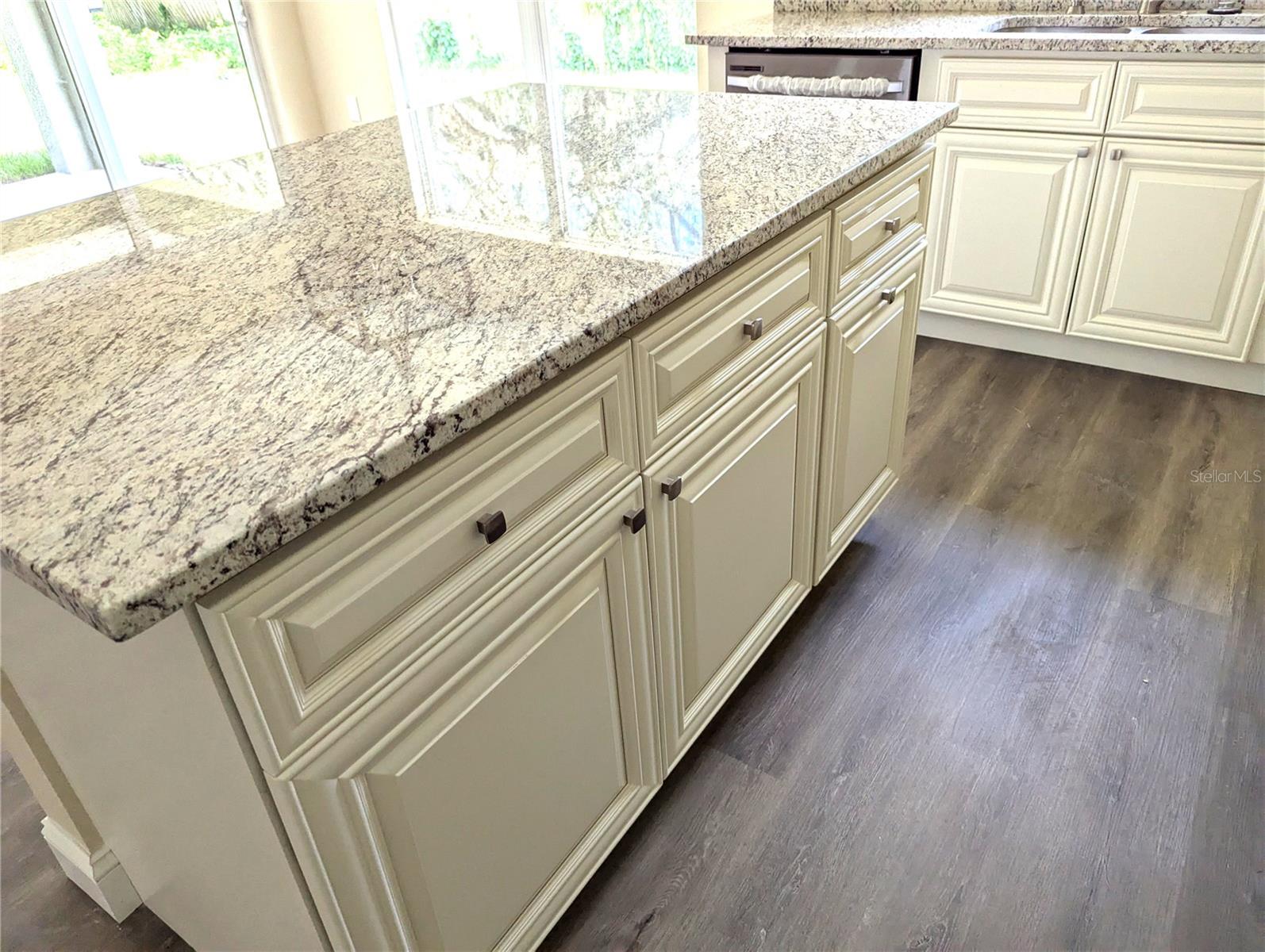 6880 WILSON AVE, MULBERRY, FL, 33860