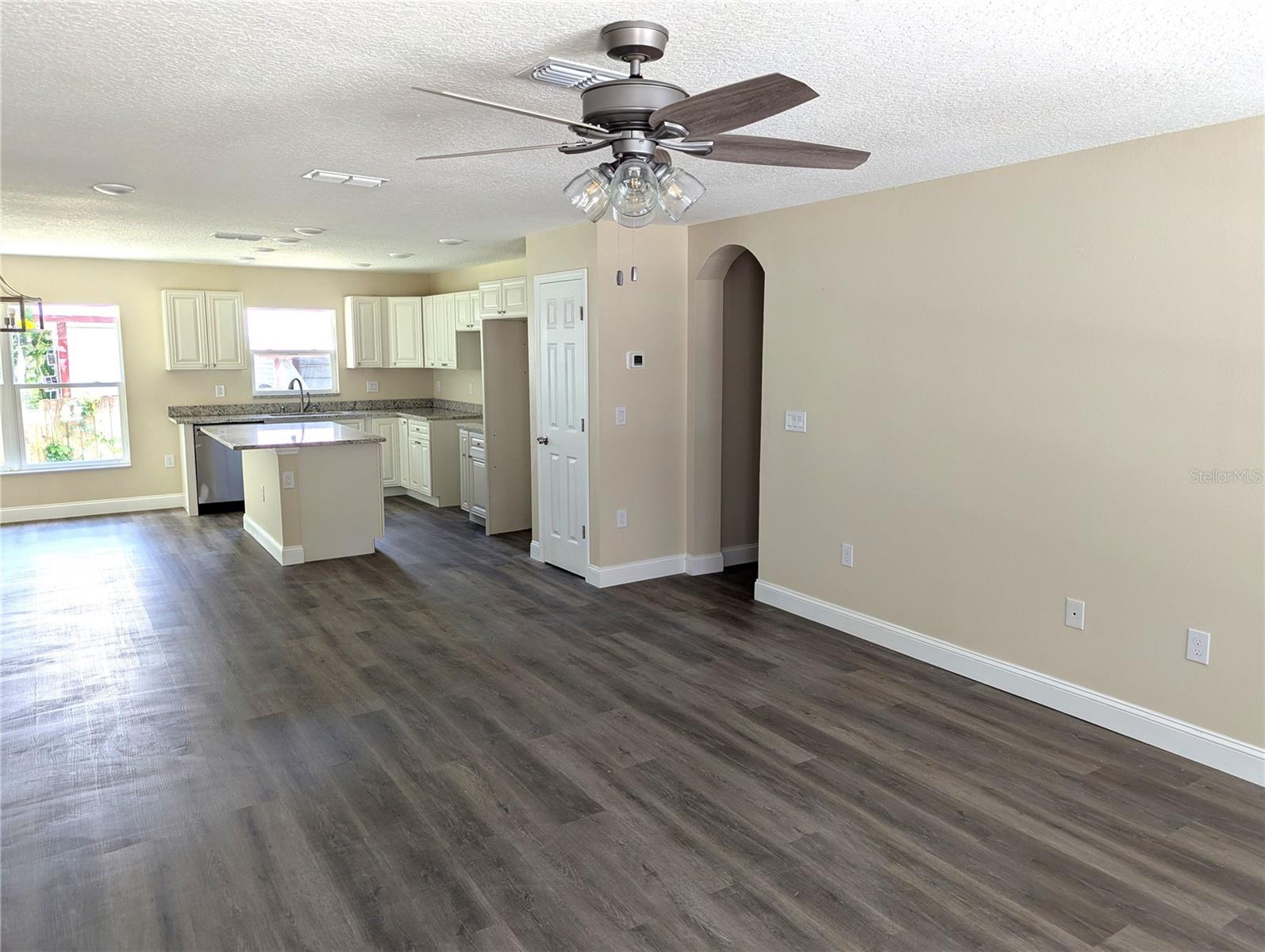 6880 WILSON AVE, MULBERRY, FL, 33860