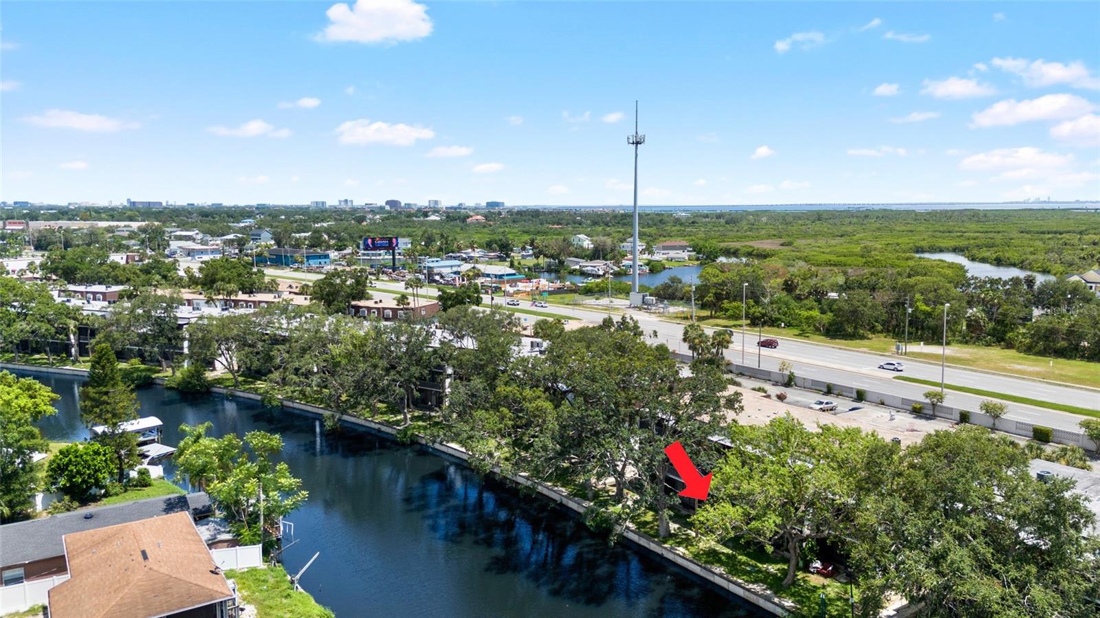 9213 TUDOR DR #B104, TAMPA, FL, 33615